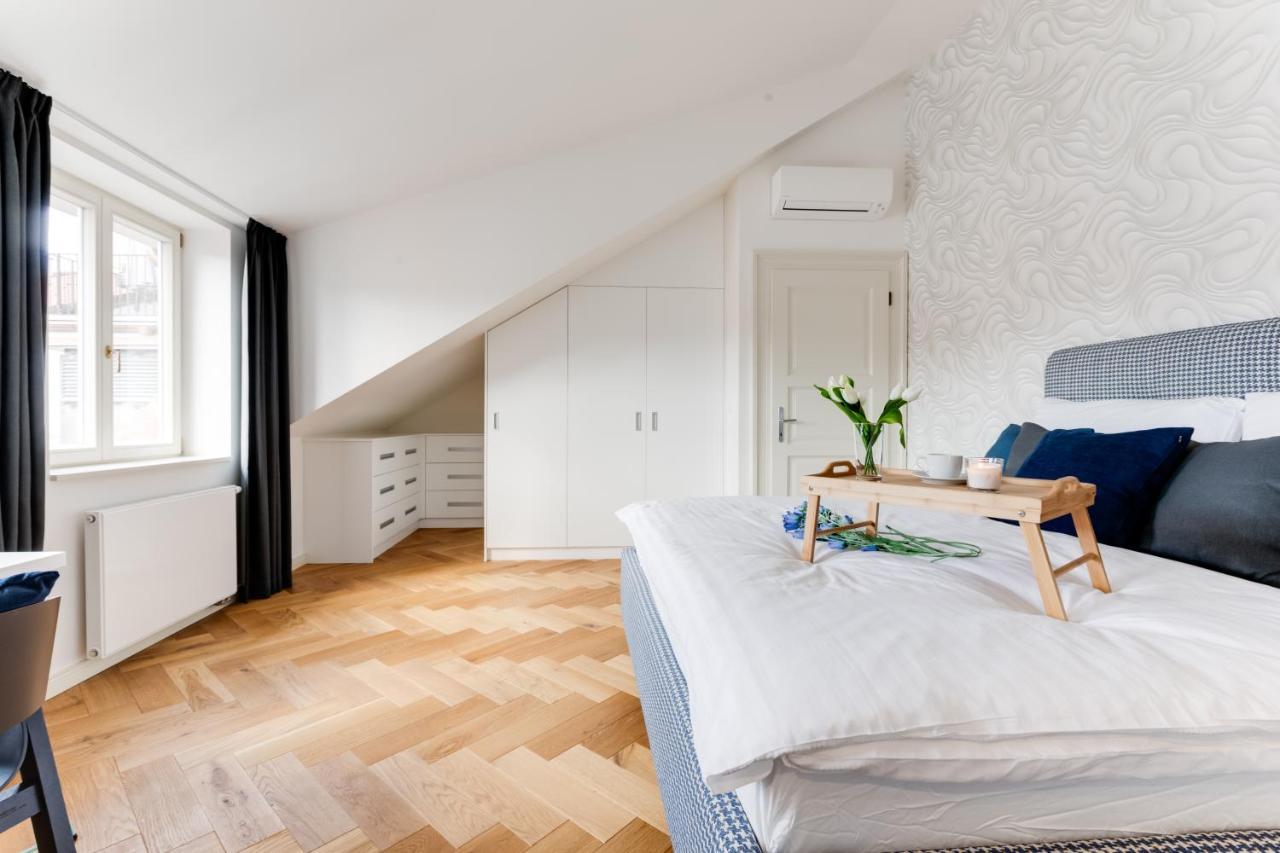 Apartamento Andel Design Duplex, Ac, Garage Praga Exterior foto