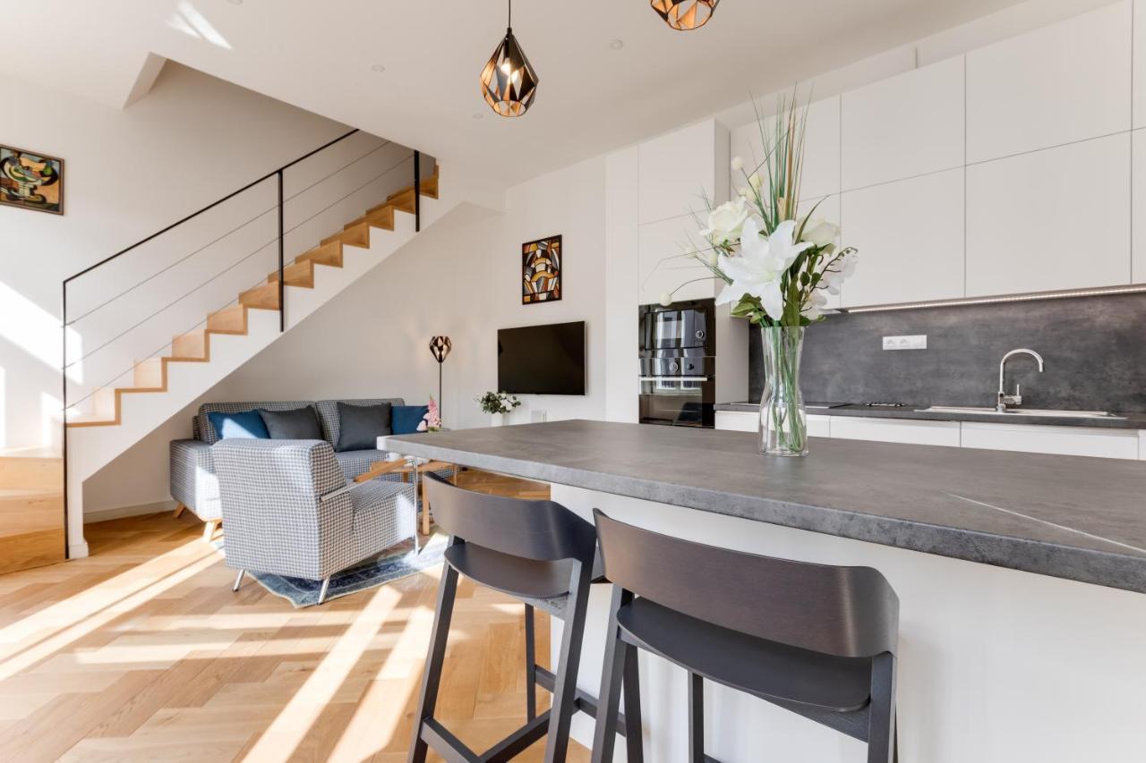 Apartamento Andel Design Duplex, Ac, Garage Praga Exterior foto
